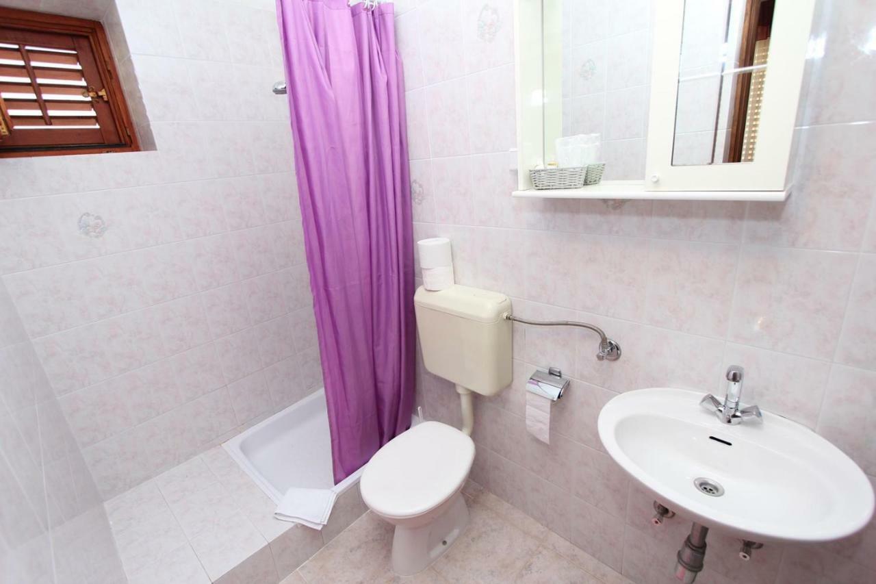 Guest House Rexa Rovinj Ngoại thất bức ảnh